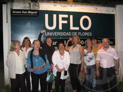 Universidad de Flores