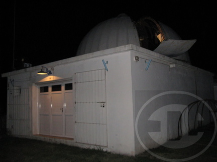 El edificio y la cúpula del telescopio del Observatorio de Mercedes