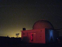 Observatorio iluminado